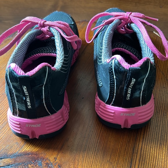 Skechers Sport Tennis Shoes - Picture 4 of 14